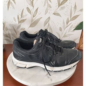 ASICS black sneakers -gel quick walk